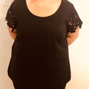 Gorgeous Detailed Short Sleeve Blouse- Plus Size